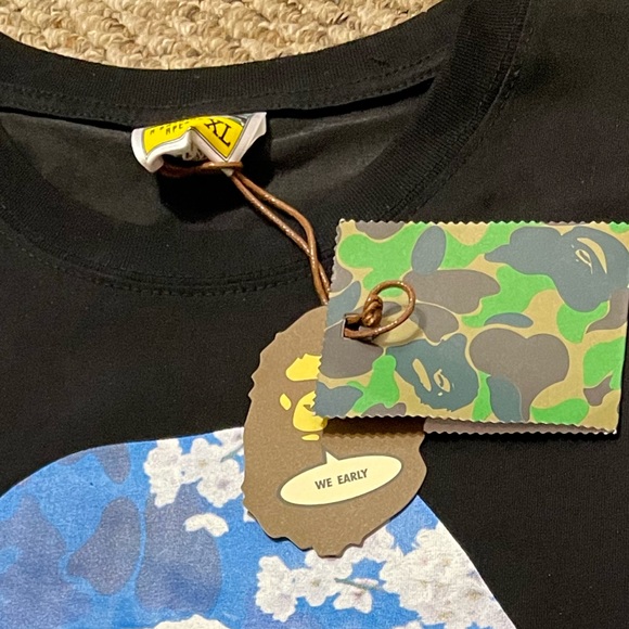 Bathing Ape Sakura floral logo shirt - Picture 5 of 6